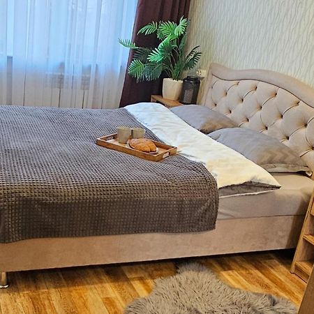 2К Апартаменты В Центре Поселение 24 На 7 Krivói Rog Exterior foto